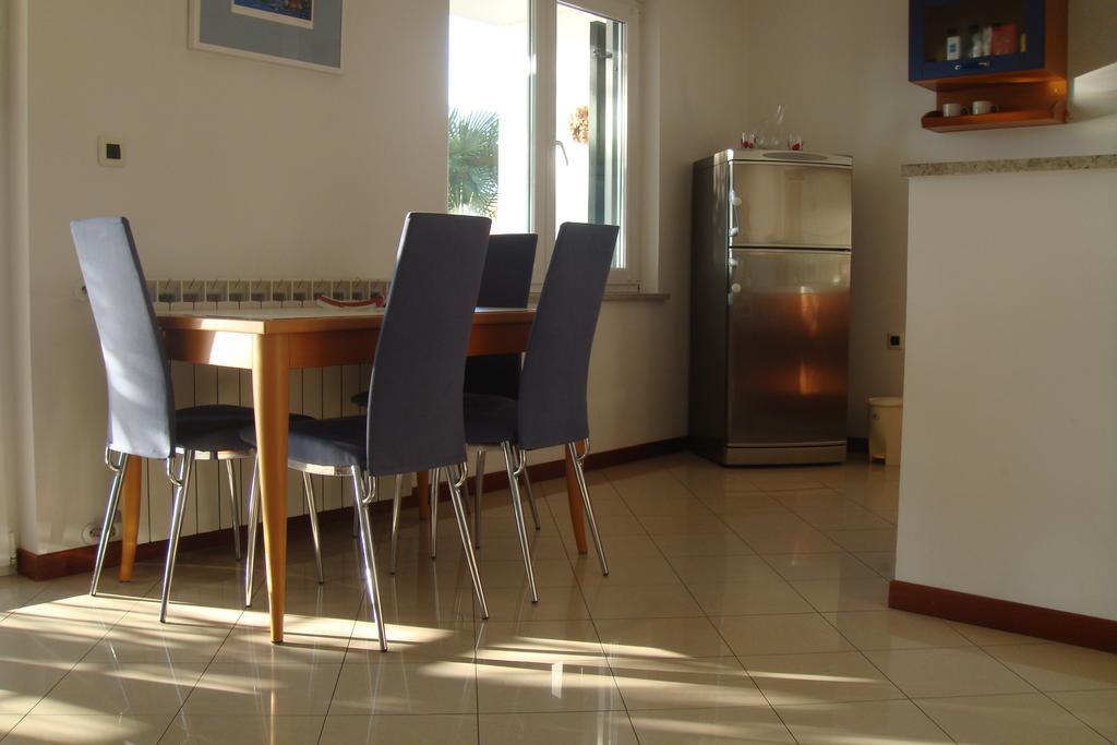 אופטיה Apartment Leon And Leona חדר תמונה