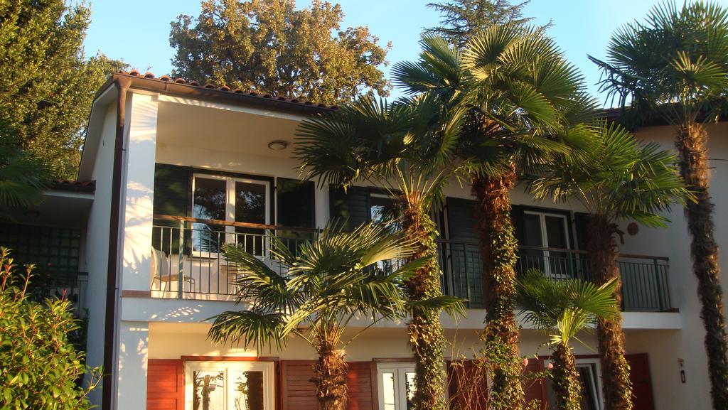 אופטיה Apartment Leon And Leona חדר תמונה