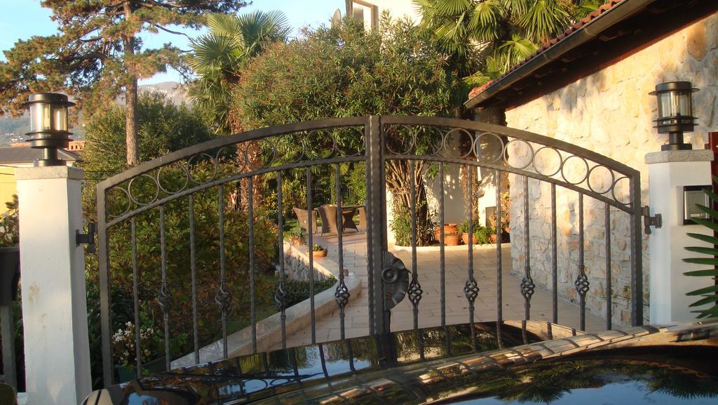 אופטיה Apartment Leon And Leona חדר תמונה